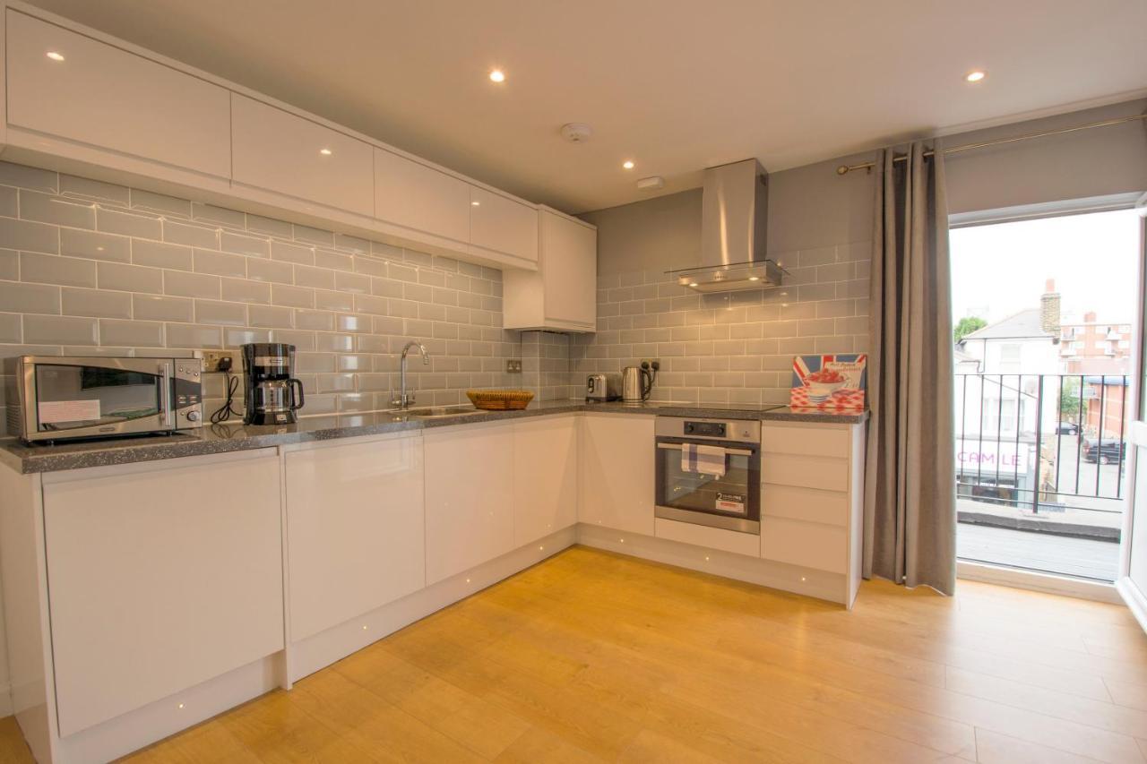London Deluxe Apartments Mitcham Eksteriør billede